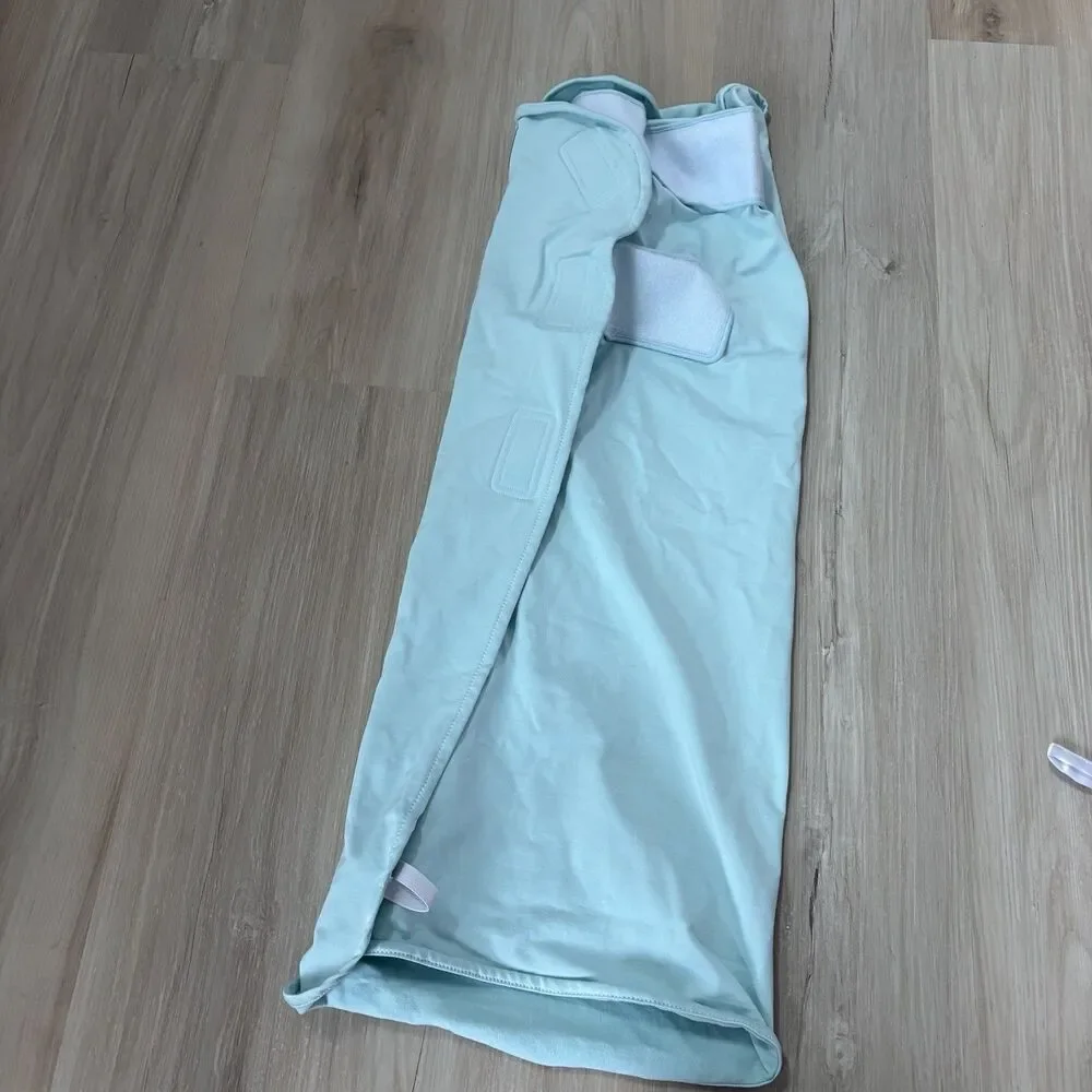 NEW! The OLLIE SWADDLE Newborn Baby Sleep Sack Green ~ Open Box